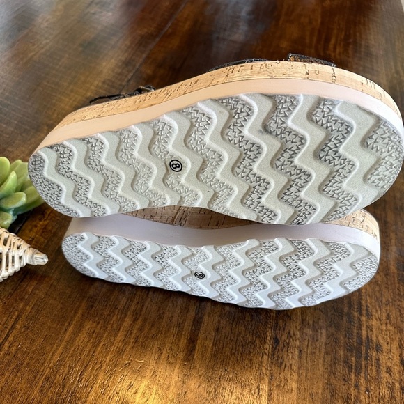 Boutique by Corkys | “Fluffie” Platform Wedge Sandals in Dark Snakeskin Print - Picture 6 of 7